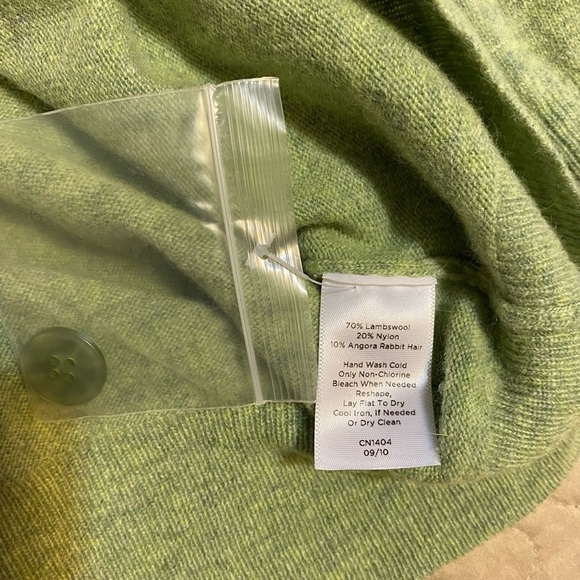 “TALBOTS” Lambswool & Angora Blend Cardigan - Picture 14 of 14